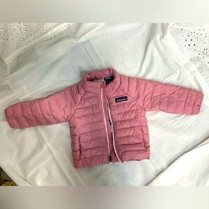 Patagonia Baby Down Sweater™ Jacket 6-12 mos in dusty pink